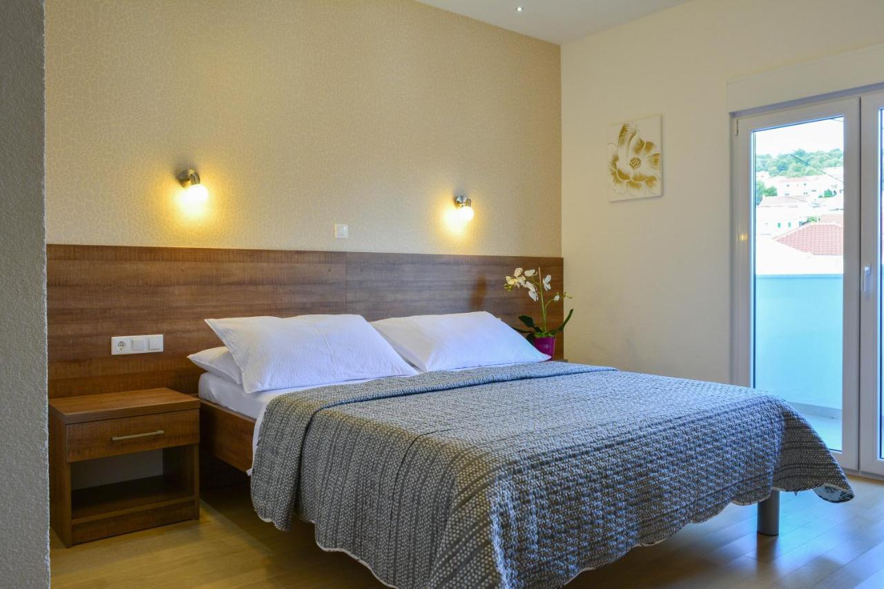 Luxury Apartments Villa Tea Trogir Exteriör bild