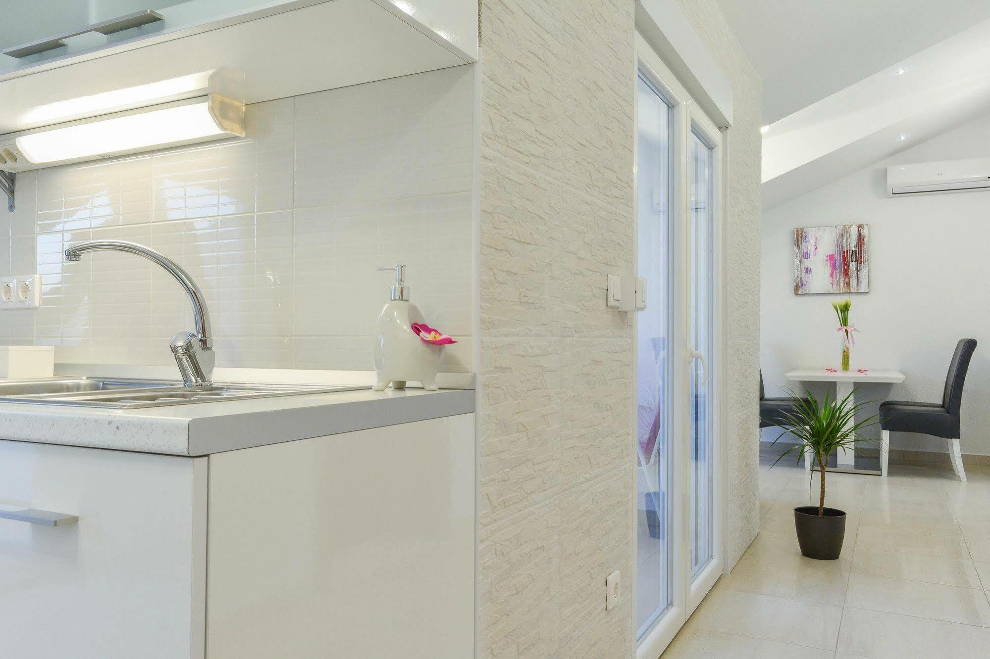 Luxury Apartments Villa Tea Trogir Exteriör bild