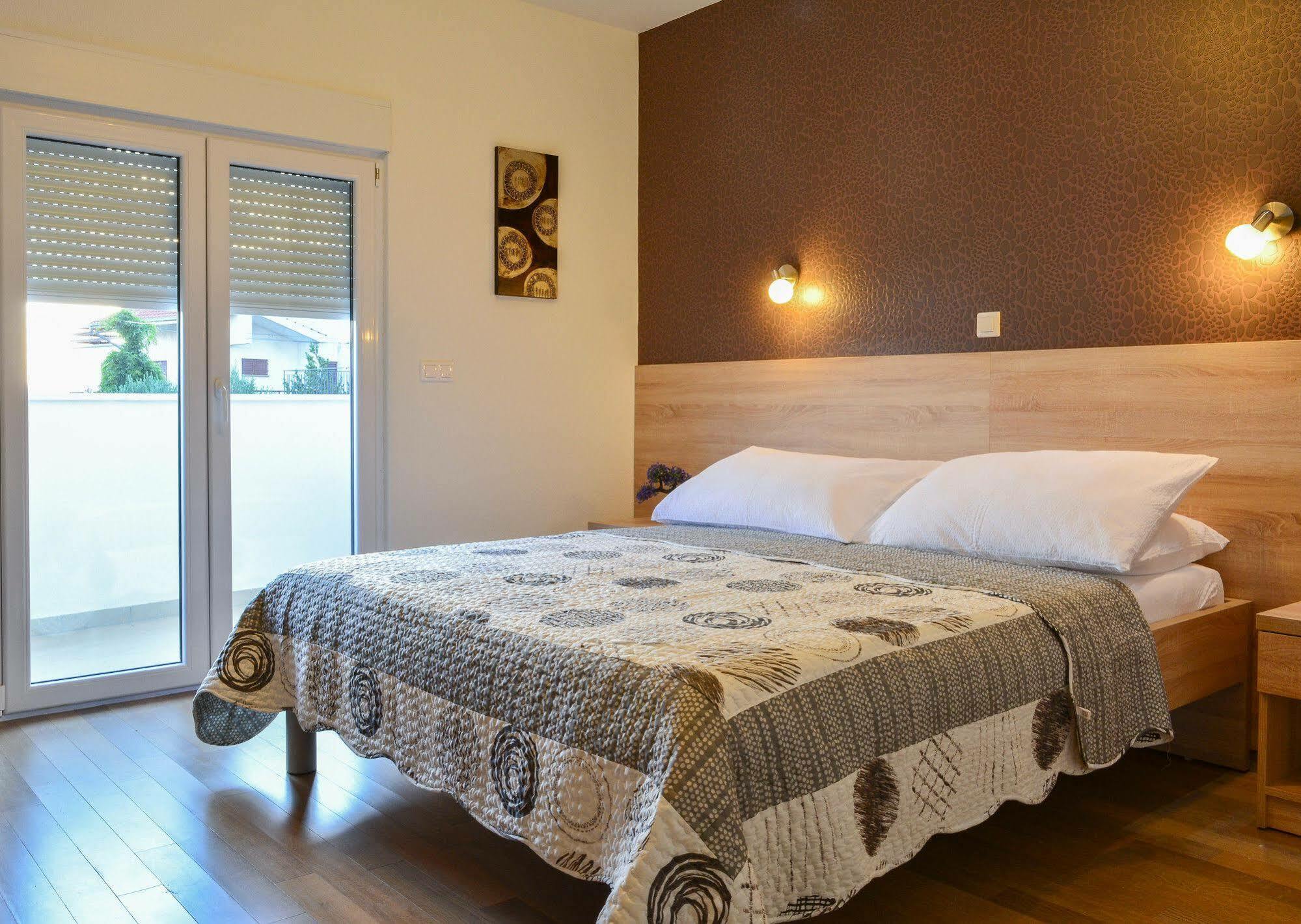 Luxury Apartments Villa Tea Trogir Exteriör bild