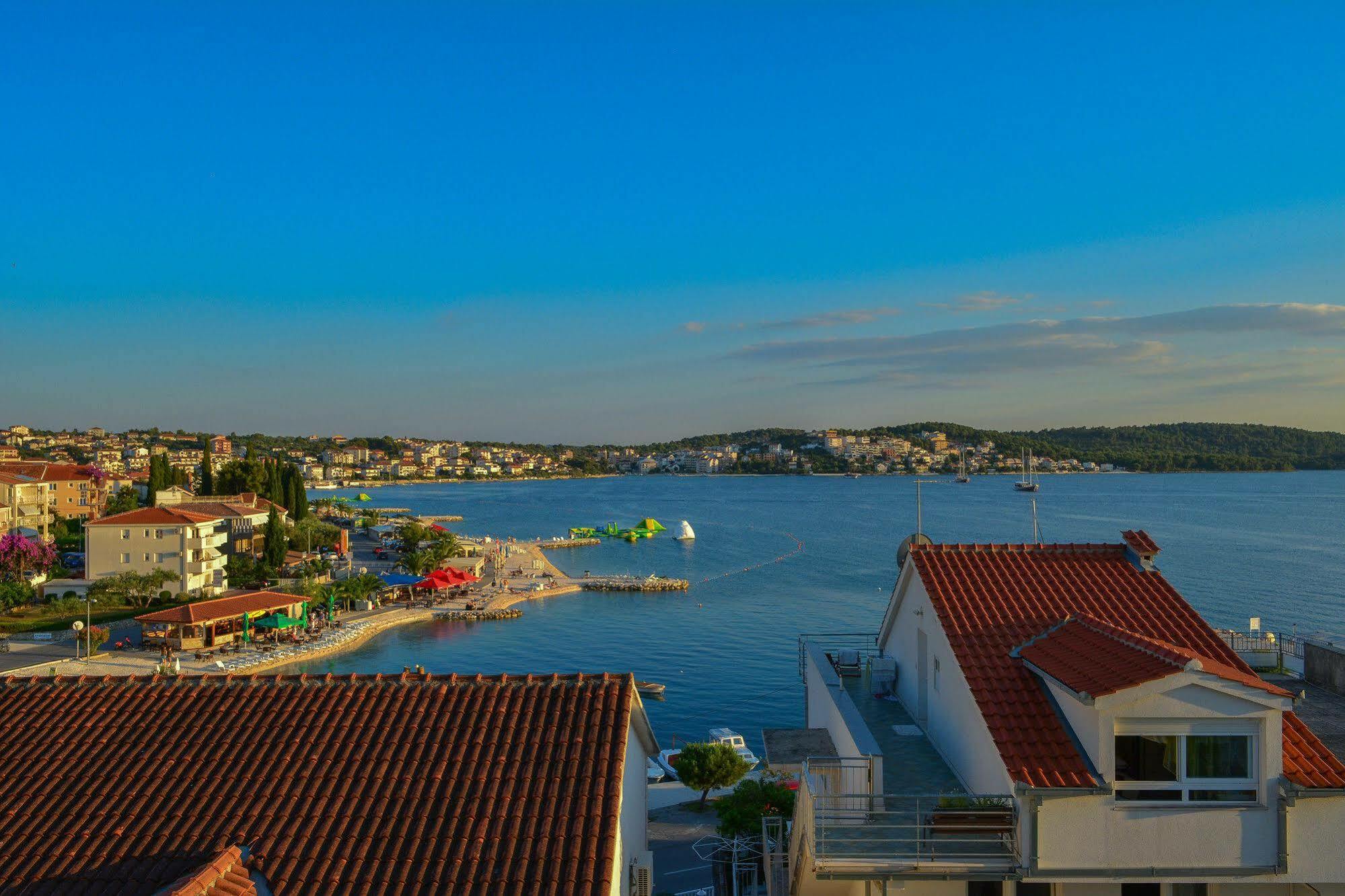 Luxury Apartments Villa Tea Trogir Exteriör bild